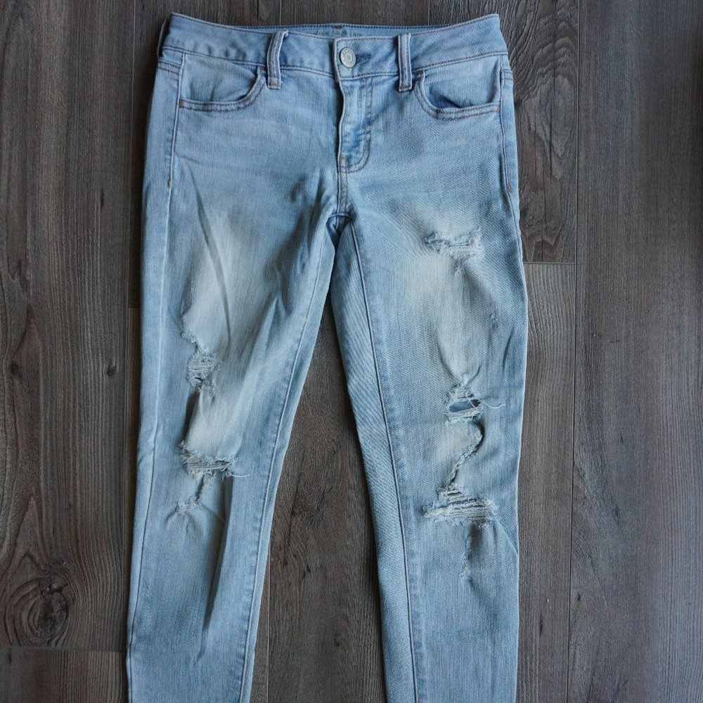 American Eagle Womens Size 2 Short Jean Jegging